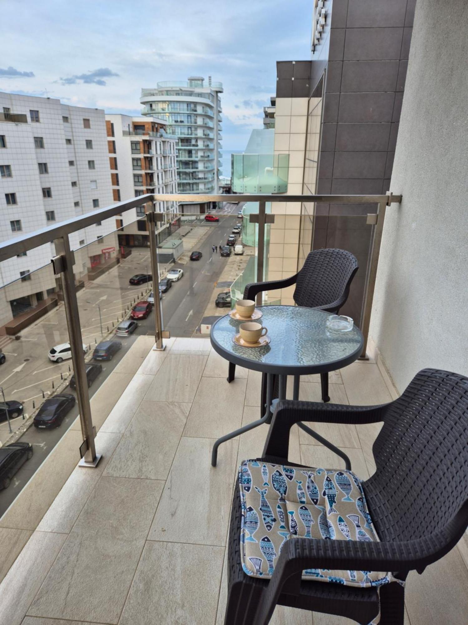 Apartament 602 Str Hotel Opera 마마이아 외부 사진